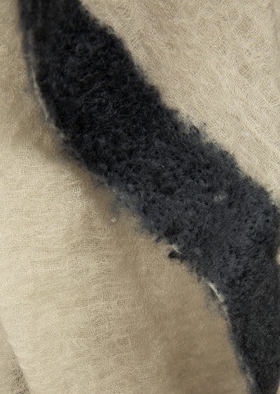f25_a450_n00542_2_light grey felting charcoal.jpg