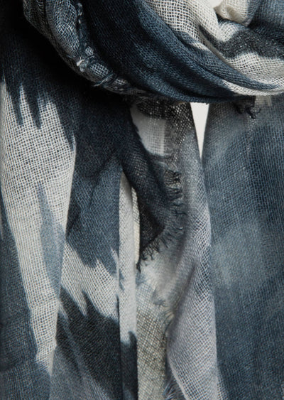f25_a650_002175_2_ikat greys.jpg