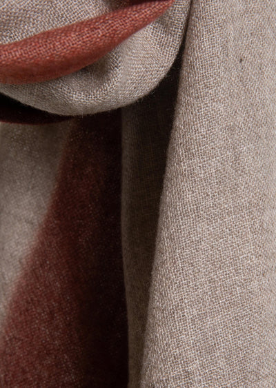 f25_a700_000342_2_earthy.jpg