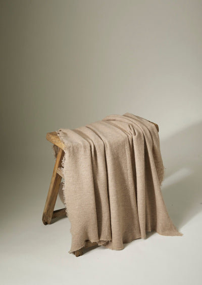 f25_e400_000656_hand felted blanket melange_mink_02.jpg
