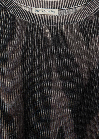 f25_g135_002175_2_ikat greys.jpg