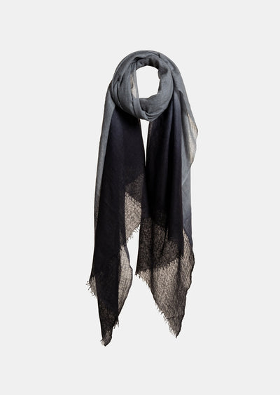 f26_a430_005067_1_flannel & black.jpg
