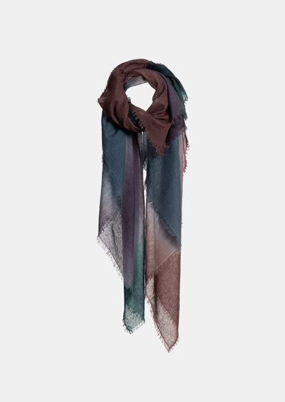 f26_a625_900084_1_water.jpg