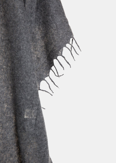 f26_g750_n00189_2_charcoal.jpg