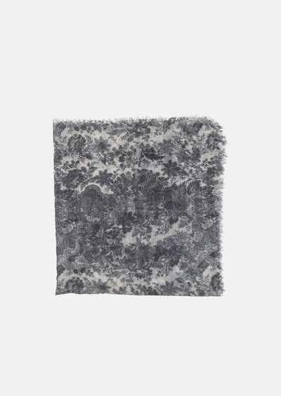 s26_a515_004055_4_flower greys.jpg